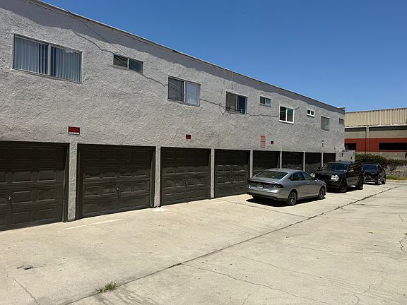 2nd image of 3771 Harvill Ln #7