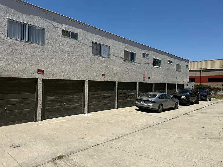 3771 Harvill Ln #7 — Photo 2