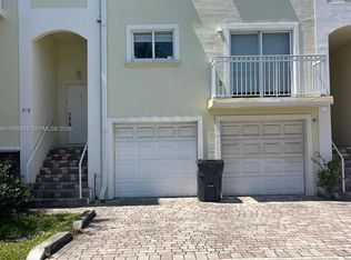 Golf View, Hollywood, FL 33020