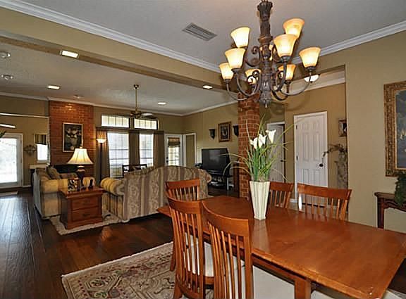 3rd image of 3800 Hillwood Way