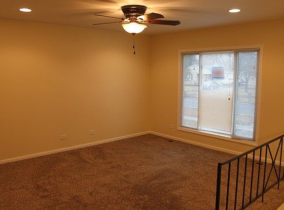 2nd image of 411 Kenwood Ave