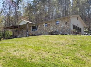 2173 Lakeside Dr, Lenoir City, TN 37772