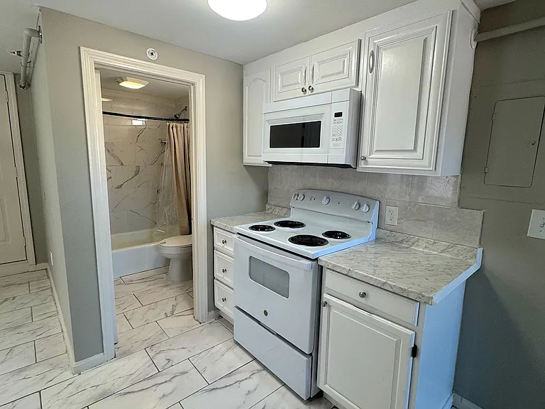 97 Millbury St #1-L — Photo 1