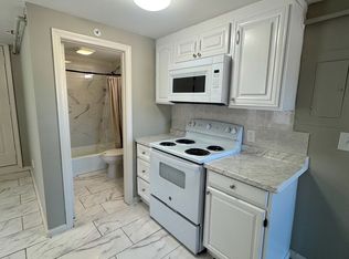 97 Millbury St #1-L, Worcester, MA 01610