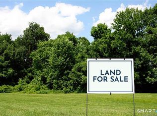 26 Gardners Lane, Ansonia, CT 06401