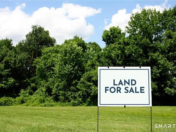 26 Gardners Lane, Ansonia, CT 06401