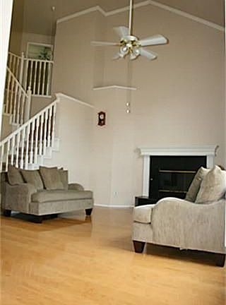 4th image of 664 Forest Hill Dr