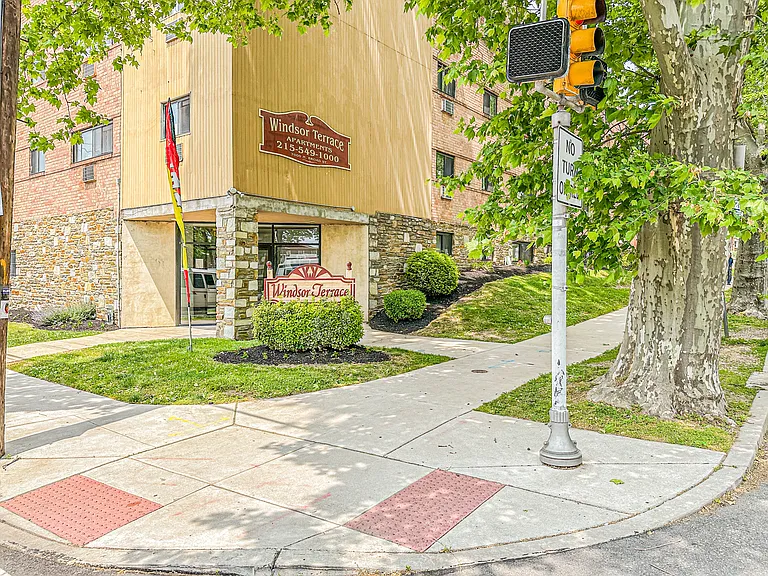 7002 N Broad St #A01 — Photo 14