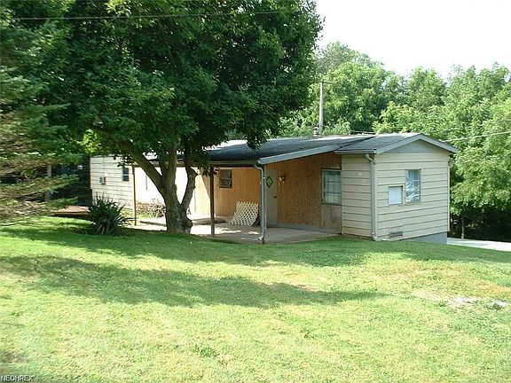 3rd image of 8066 Campbell St