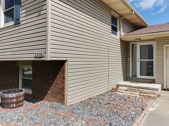 4th image of 1305 Nicki Dr