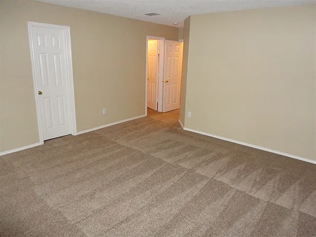 5200 Emmeryville Ln — Photo 7