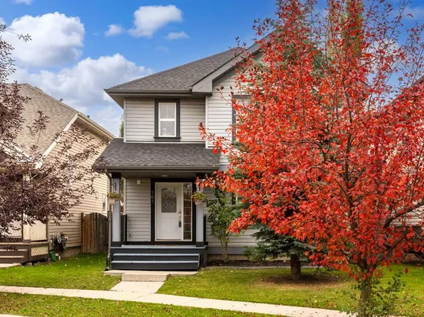 161 W Prestwick Close SE, Calgary, AB T2Z 4Y3
