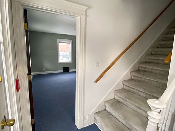 5th image of 20 N Lincoln St #20