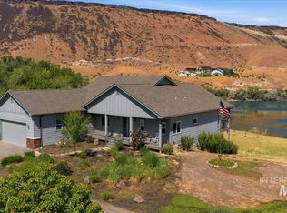 10250 Airpark Loop, Melba, ID 83641