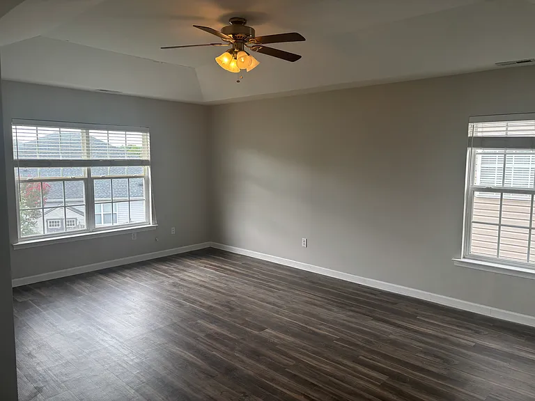 Extra large master bedroom