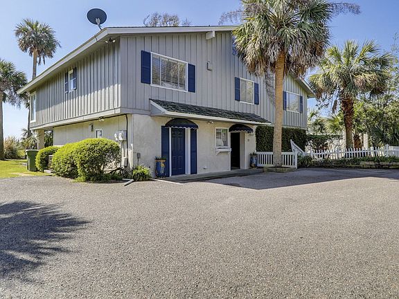2nd image of 11 Sea Hawk Ln