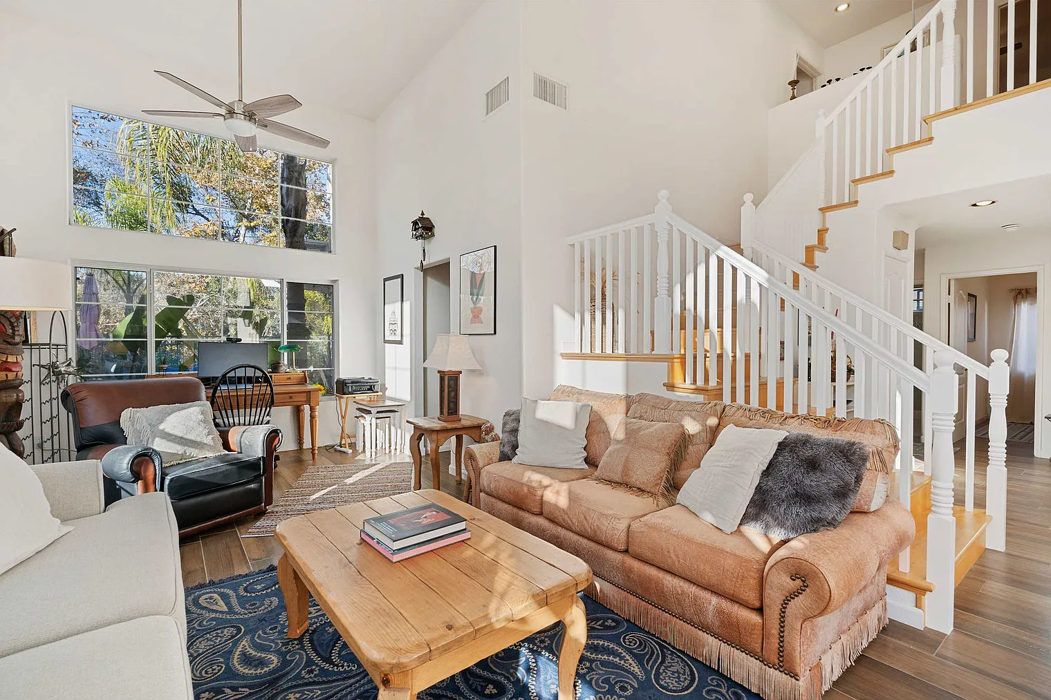 5 bed, 3.0 bath, 2464 sqft, $10,656 — Photo 1