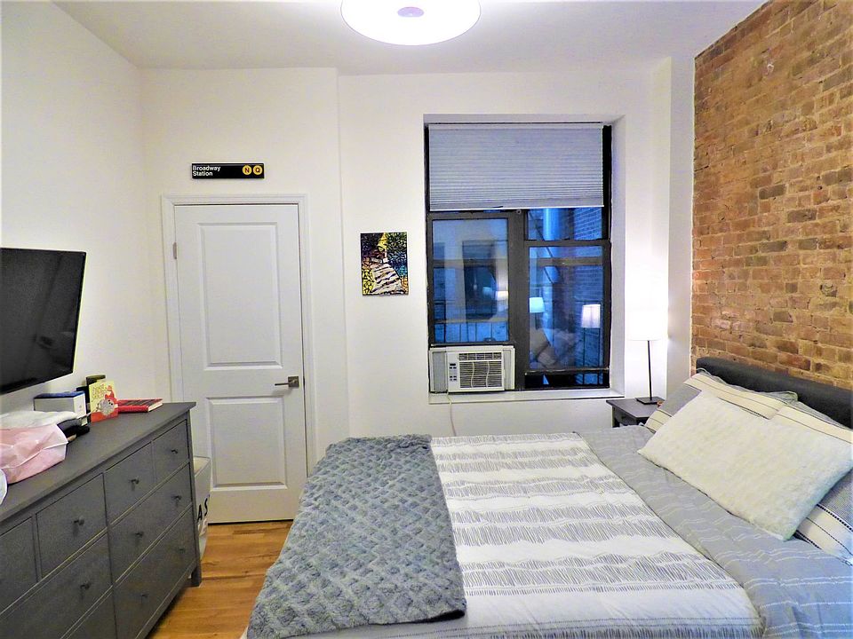 1st image of 1742 1st Ave APT 4D