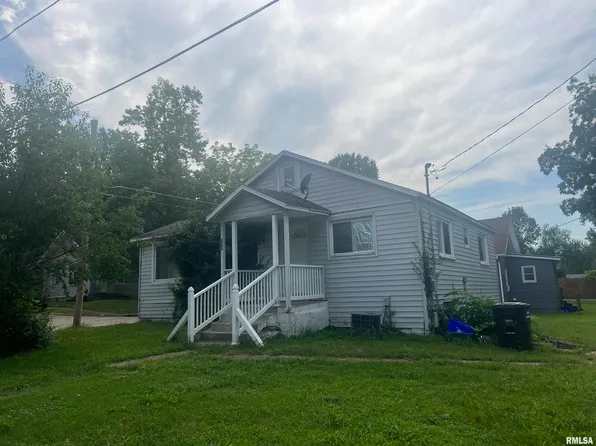 700 N Allyn St, Carbondale, IL 62901