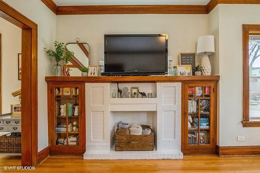 Fireplace (Decorative)