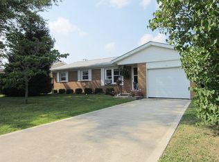 116 W Josie Ave, Hillsboro, OH 45133