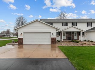 N9673 Hopfensperger Rd, Appleton, WI 54915