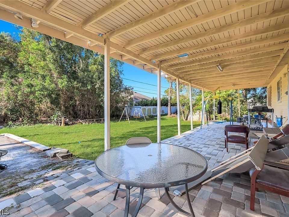 1st image of 8362 Bamboo Rd