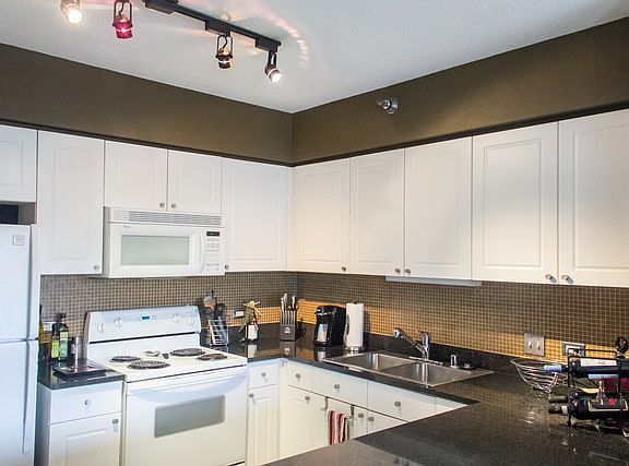 5th image of 512 N McClurg Ct APT 2809