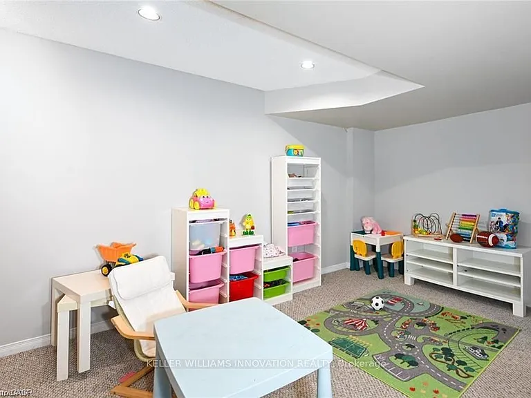 8 Buss Ct — Photo 25
