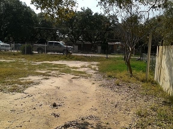 4th image of 70 Timbercreek Dr