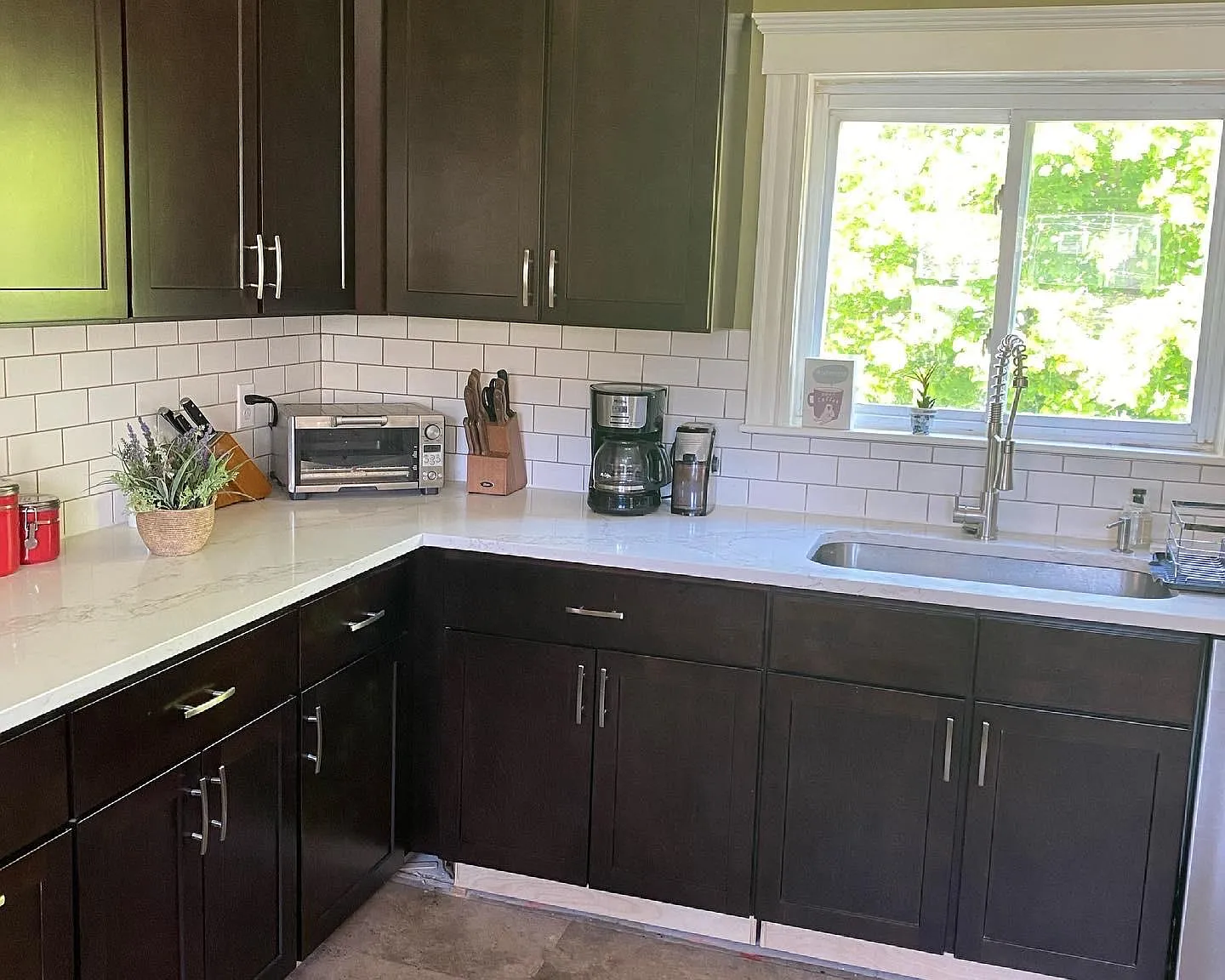 5 bed, 1900 sqft, $4,000 — Photo 2