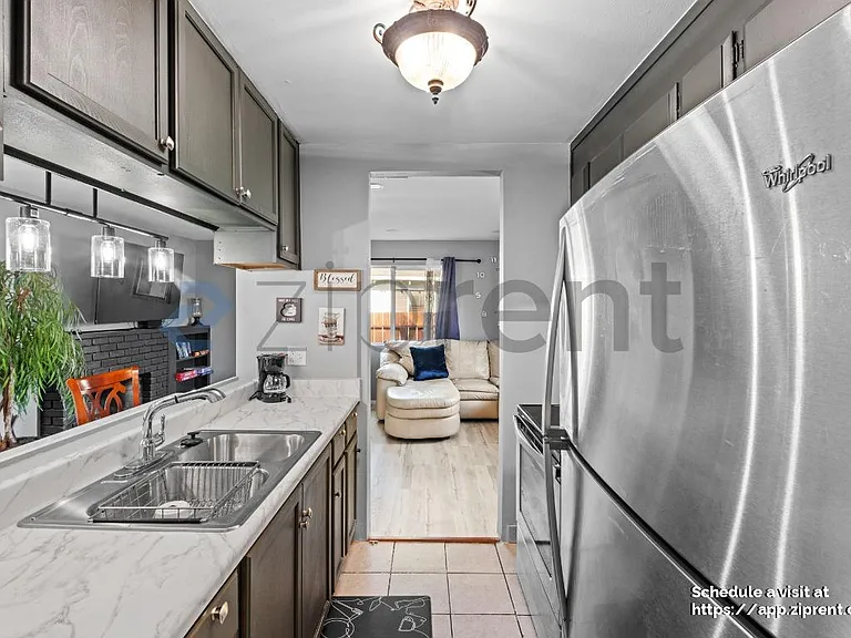 325 Falcon Dr — Photo 13