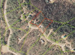 9&10 Wolf Pen Rd, Purlear, NC 28665