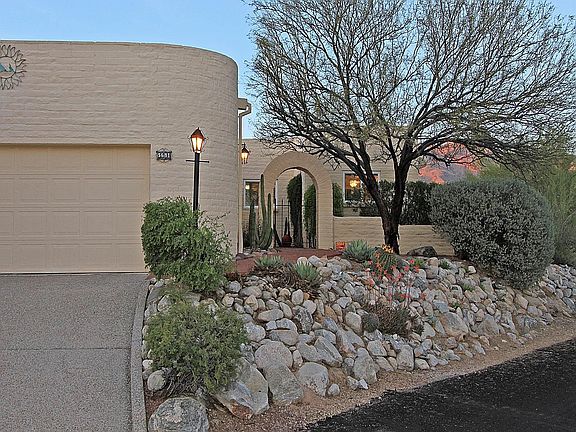 2nd image of 5681 E Camino Del Tronido