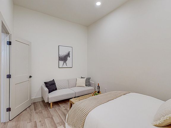 5th image of 223 Sierra Dr SE Unit A-2