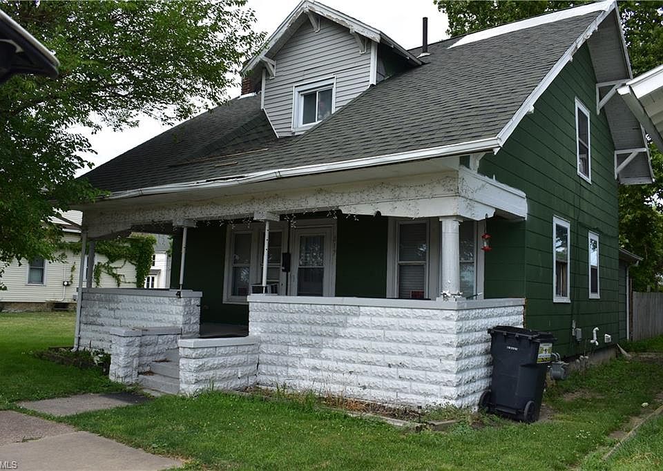 1st image of 817 N Depot St