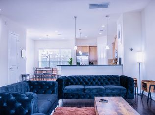1325 Delano St, Houston, TX 77003