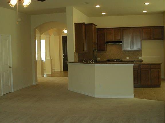2nd image of 3404 De Vinci Dr