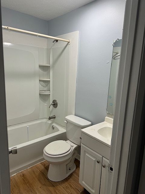 2nd image of 1722 Coker Ave #18