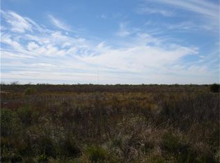 1059 Boyt Rd, Pt Bolivar, TX 77650