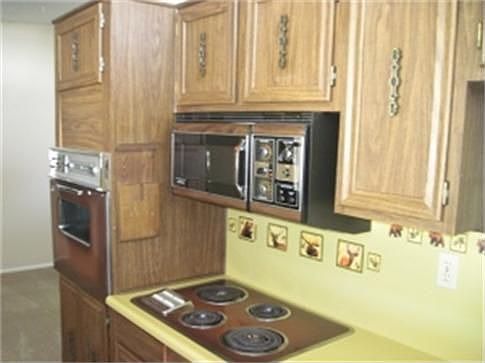 4th image of 3549 W Puget Ave