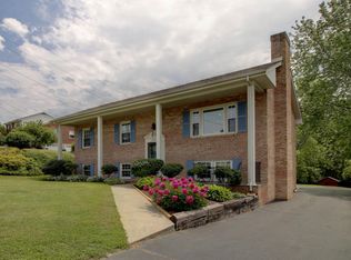 6704 Trevilian Rd, Roanoke, VA 24019