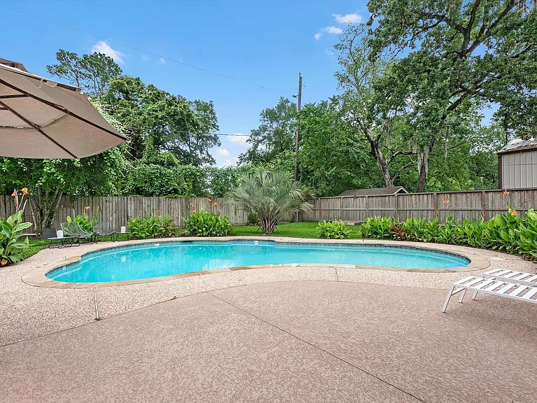 12701 Manorwood Ln — Photo 25