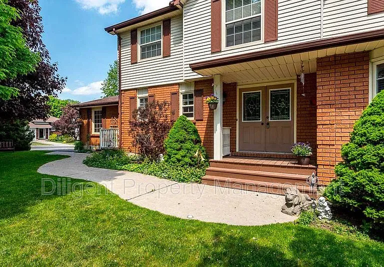 1103 Huntington Cir #PROPERTY — Photo 20