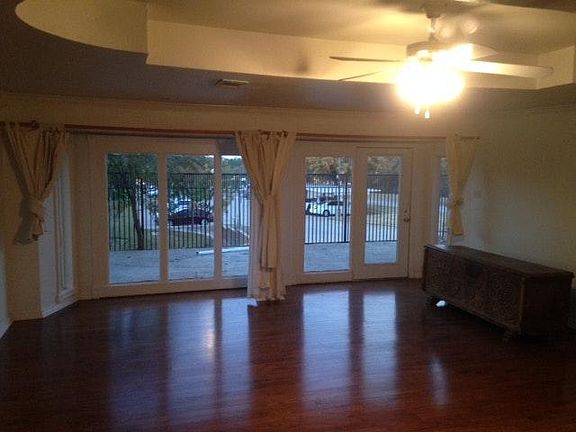 2nd image of 2524 Miller Ln