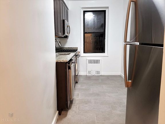 2nd image of 3415 Parsons Blvd APT 6GG