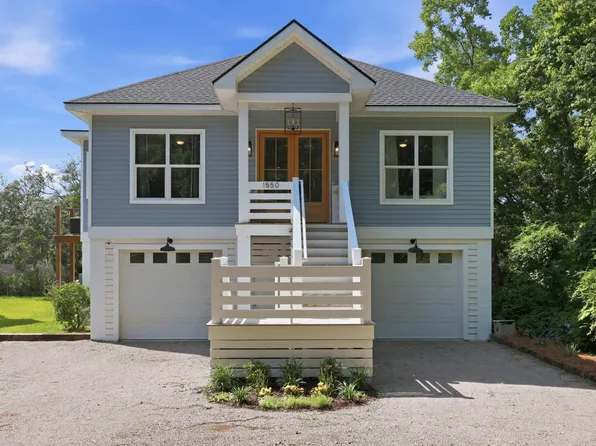 1550 N Avalon Cir, Charleston, SC 29407
