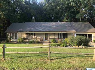 2375 Waid Cir N, Southside, AL 35907