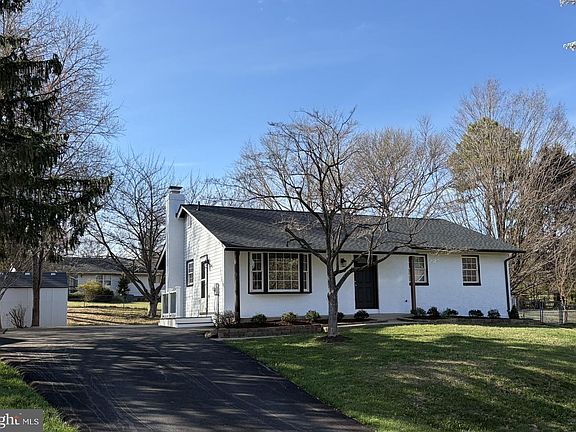 3rd image of 24320 Log House Rd