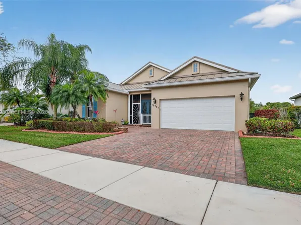 10701 SW Waterway Ln, Port Saint Lucie, FL 34987